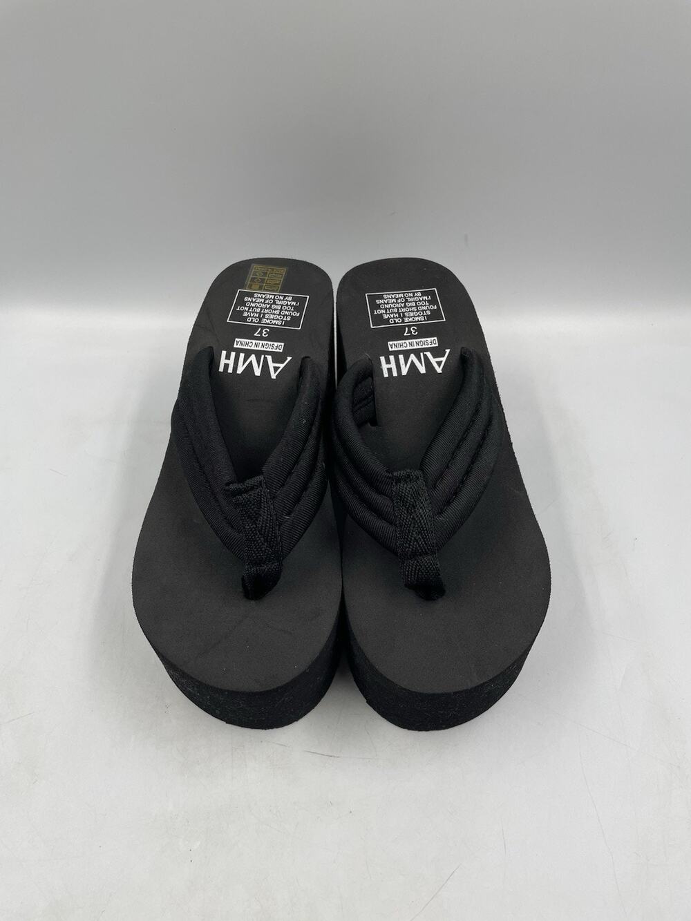 Women’s Size 37 (6-6.5) AMH Platform Thong Flip Flops, Sandals Black